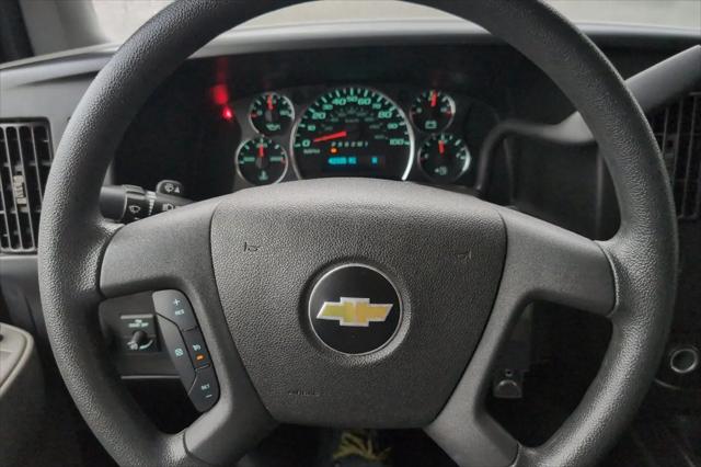 2017 Chevrolet Express LT