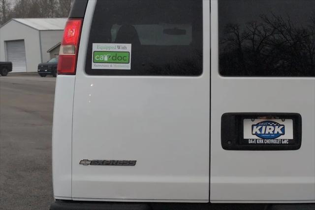 2017 Chevrolet Express LT
