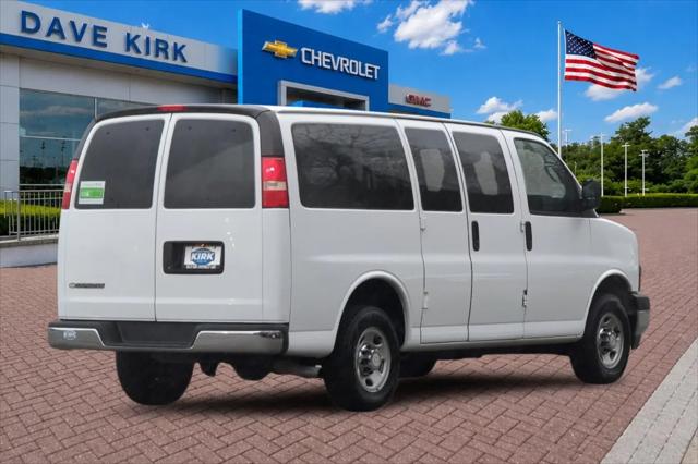 2017 Chevrolet Express LT