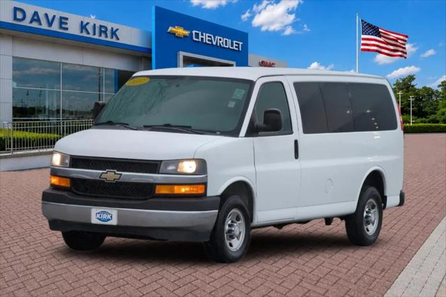 2017 Chevrolet Express LT