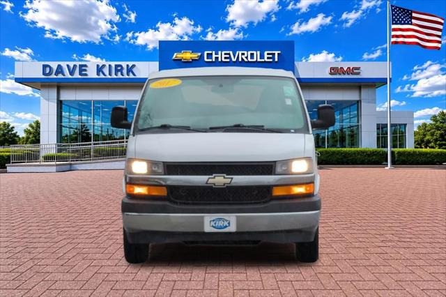 2017 Chevrolet Express LT