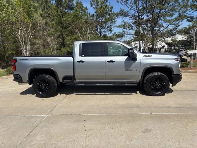 2026 Chevrolet Silverado 2500HD Crew Cab, Standard Bed, LTZ, 4WD