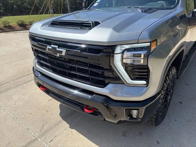 2026 Chevrolet Silverado 2500HD Crew Cab, Standard Bed, LTZ, 4WD