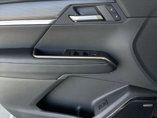 2026 GMC Acadia Elevation FWD