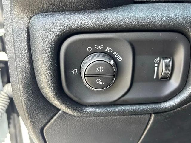 2026 Ram 2500 Tradesman Crew Cab 4x4 6'4" Box