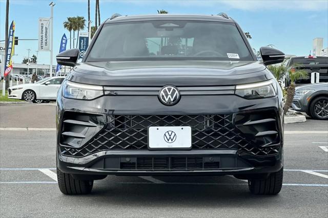 2026 Volkswagen Tiguan SE R-Line Black