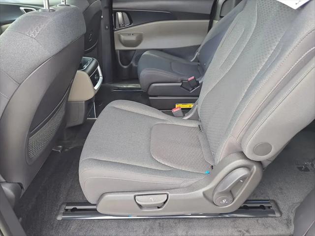 2026 Kia Carnival MPV LX