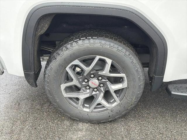 2026 GMC Sierra 1500 Crew Cab, Short Bed, SLT, 4WD