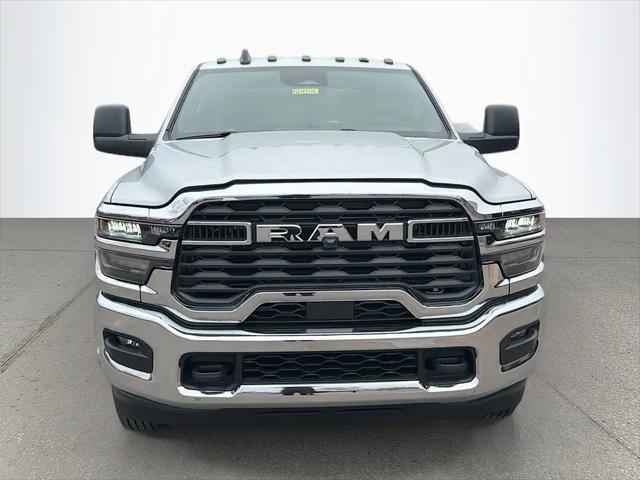 2026 Ram 3500 Tradesman Crew Cab 4x4 8' Box