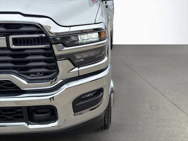 2026 Ram 3500 Tradesman Crew Cab 4x4 8' Box