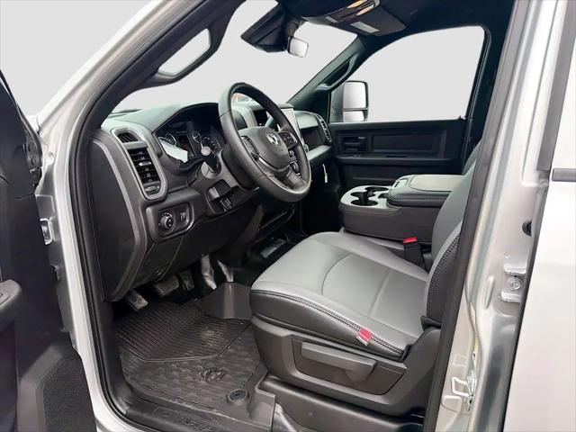 2026 Ram 3500 Tradesman Crew Cab 4x4 8' Box