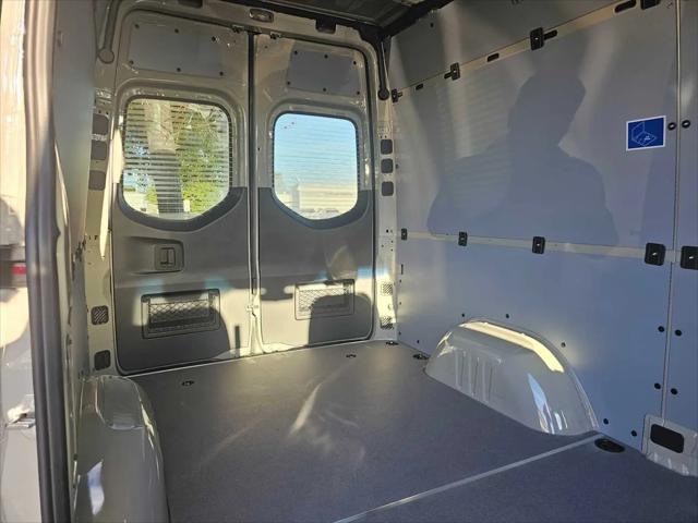 2026 Mercedes-Benz Sprinter 2500 Standard Roof 4-Cyl Diesel HO