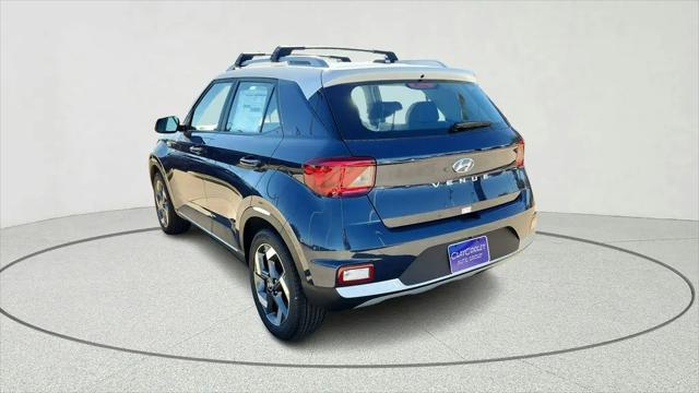 2026 Hyundai Venue SEL w/Two-Tone Roof