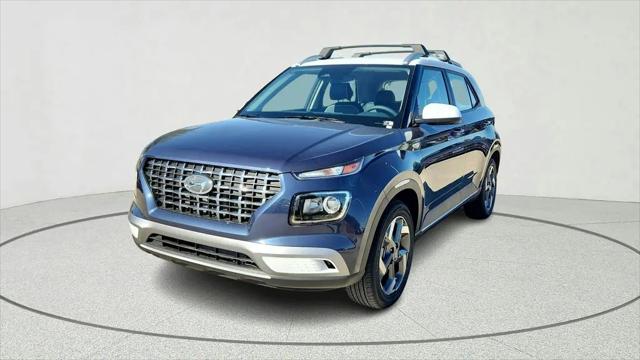 2026 Hyundai Venue SEL w/Two-Tone Roof