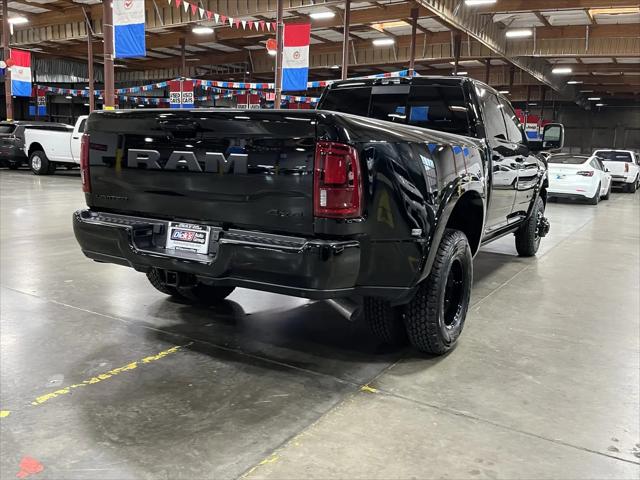 2026 Ram 3500 Limited Crew Cab 4x4 8' Box