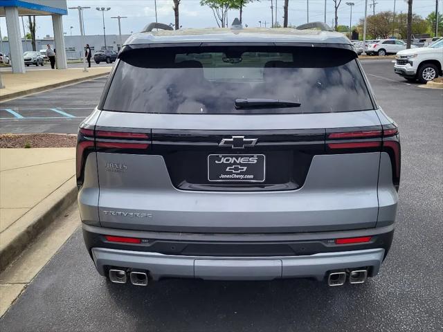 2026 Chevrolet Traverse FWD LT