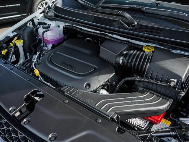 2026 Chrysler Pacifica Select AWD
