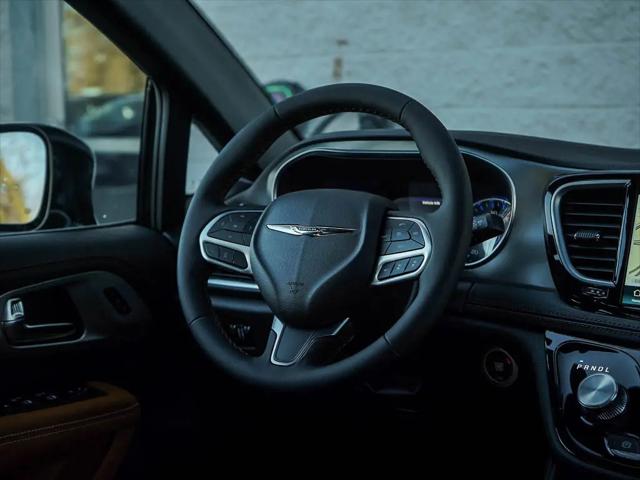 2026 Chrysler Pacifica Pinnacle AWD