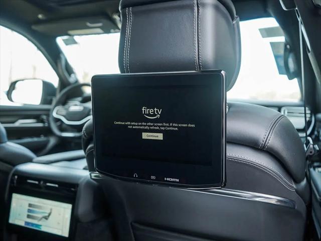 2026 Jeep Grand Wagoneer L Summit Obsidian 4x4