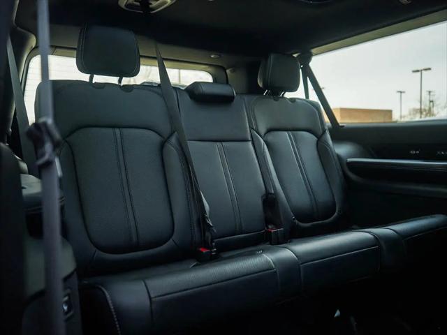 2026 Jeep Grand Wagoneer L Summit Obsidian 4x4