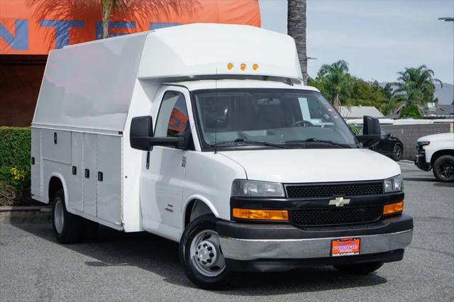 2019 Chevrolet Express Cutaway 4500 Van