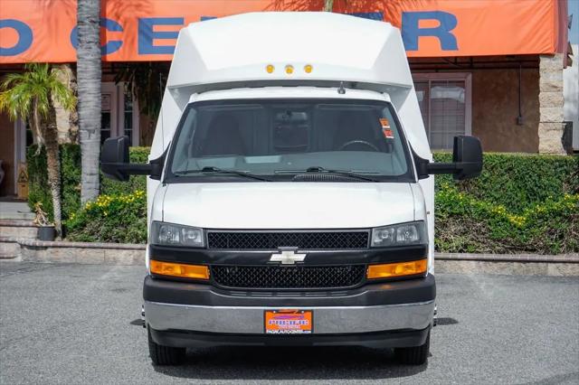 2019 Chevrolet Express Cutaway 4500 Van