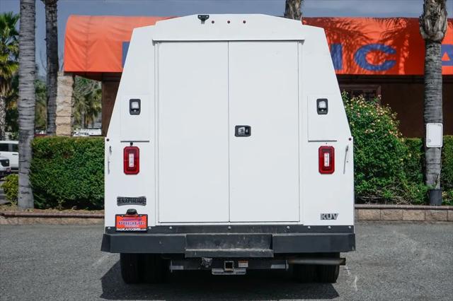 2019 Chevrolet Express Cutaway 4500 Van