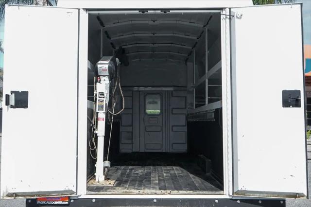 2019 Chevrolet Express Cutaway 4500 Van