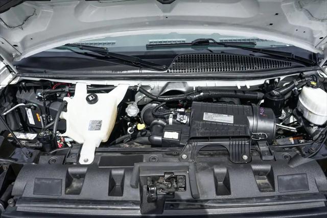 2019 Chevrolet Express Cutaway 4500 Van