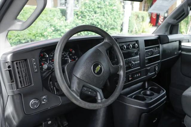 2019 Chevrolet Express Cutaway 4500 Van