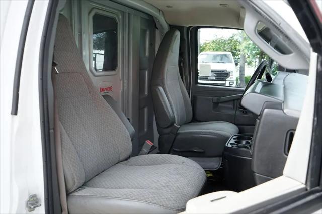 2019 Chevrolet Express Cutaway 4500 Van