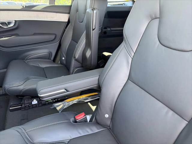 2026 Volvo XC90 Ultra, B5 AWD Gas (mild hybrid), Gasoline, Bright, 6 Seats
