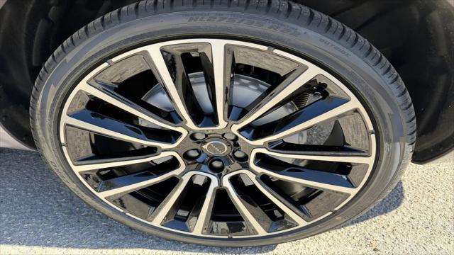 2026 Volvo XC90 Ultra, B5 AWD Gas (mild hybrid), Gasoline, Bright, 6 Seats