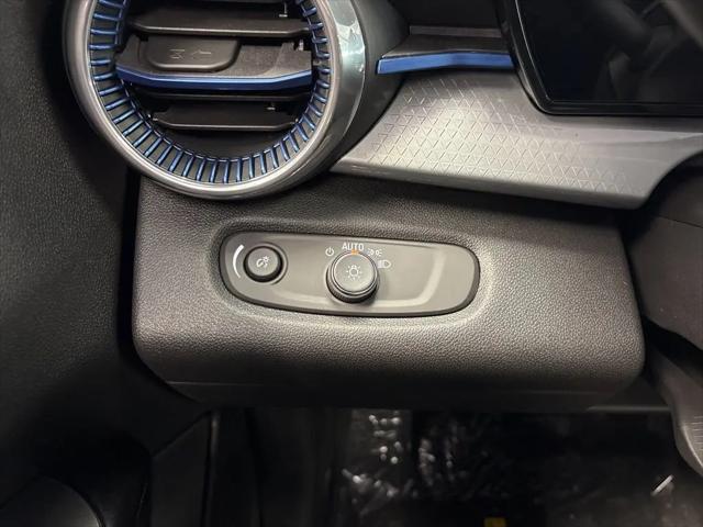 2026 Chevrolet Trax FWD LT