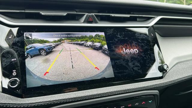 2026 Jeep Cherokee Laredo 4x4