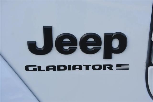 2026 Jeep Gladiator Sport