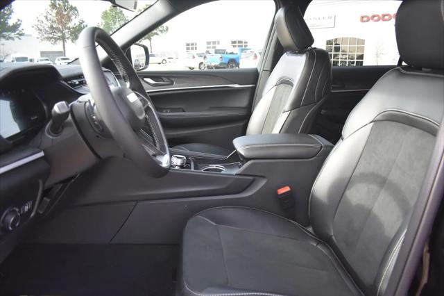 2026 Jeep Grand Cherokee L Altitude 4x4
