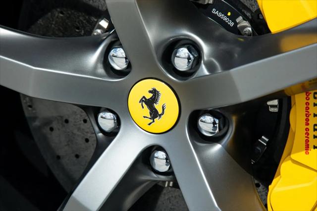 2025 Ferrari 12Cilindri Standard