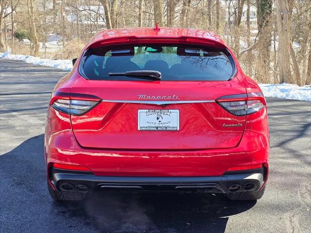 2023 Maserati Levante Modena