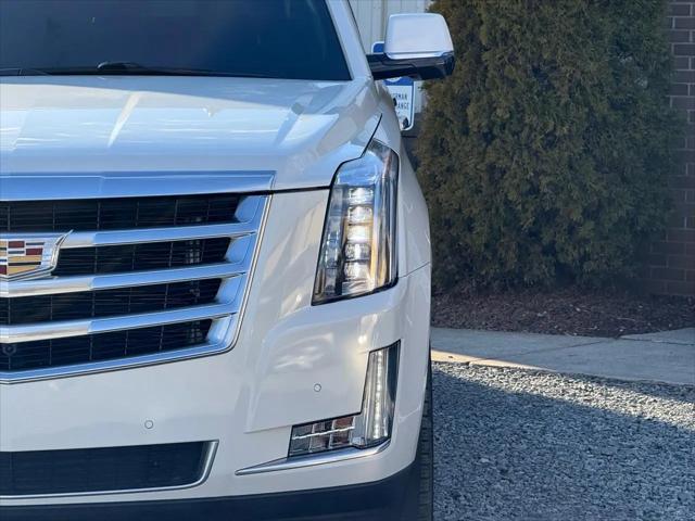 2015 Cadillac Escalade Luxury