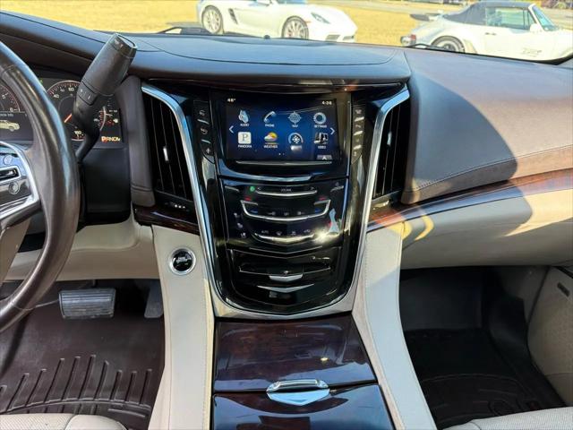 2015 Cadillac Escalade Luxury