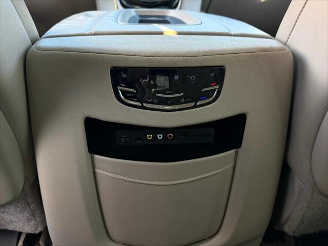 2015 Cadillac Escalade Luxury