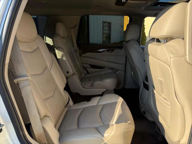 2015 Cadillac Escalade Luxury