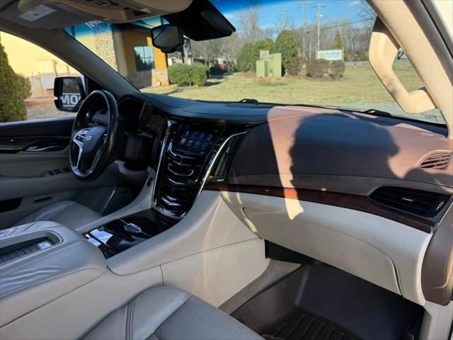 2015 Cadillac Escalade Luxury