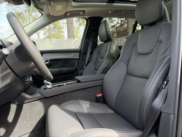 2026 Volvo XC90 Plug-In Hybrid Ultra, T8 AWD, Electric/Gasoline, Bright, 7 Seats