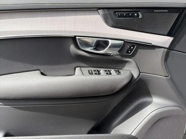 2026 Volvo XC90 Plug-In Hybrid Ultra, T8 AWD, Electric/Gasoline, Bright, 7 Seats