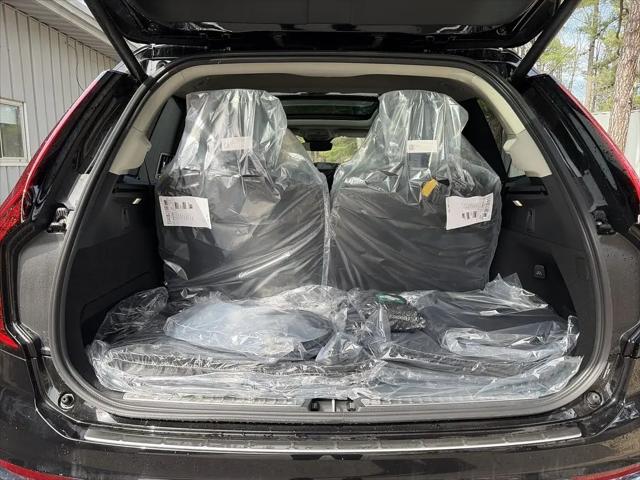 2026 Volvo XC90 Plug-In Hybrid Ultra, T8 AWD, Electric/Gasoline, Bright, 7 Seats