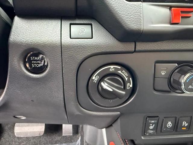 2026 Nissan Frontier Crew Cab Long Bed PRO-4X 4x4
