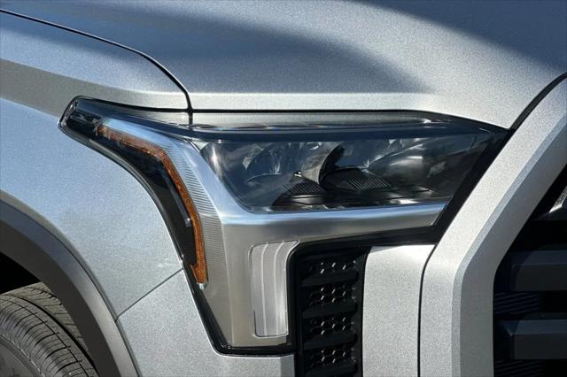 2026 Toyota Tundra SR5 CrewMax 5.5' Bed