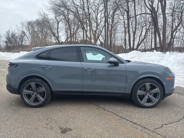2024 Porsche Cayenne Unknown